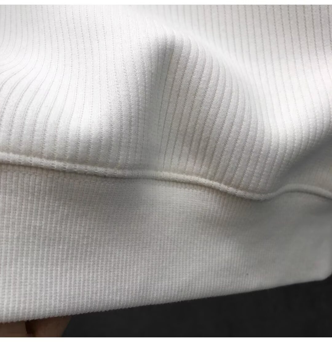 Junge, Herbstklassiker, schlicht, vielseitig, trendiges Herren-Zweiteiler-Shirt mit Streifen und Polokragen_voghion.com