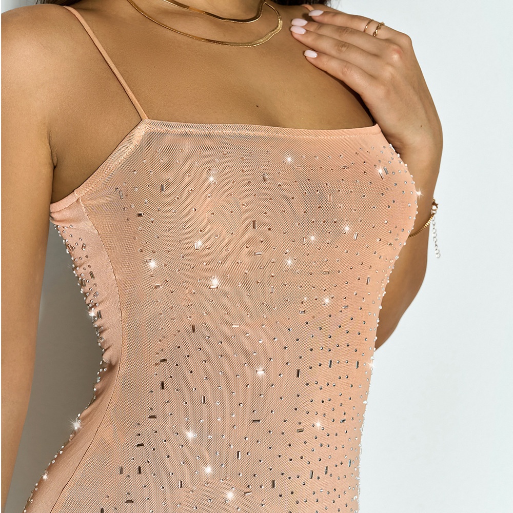 ChicShe ChicShe Luqiuguo Robe longue haut de gamme à bretelles en maille transparente et strass, collection printemps-automne FD0148_voghion.com