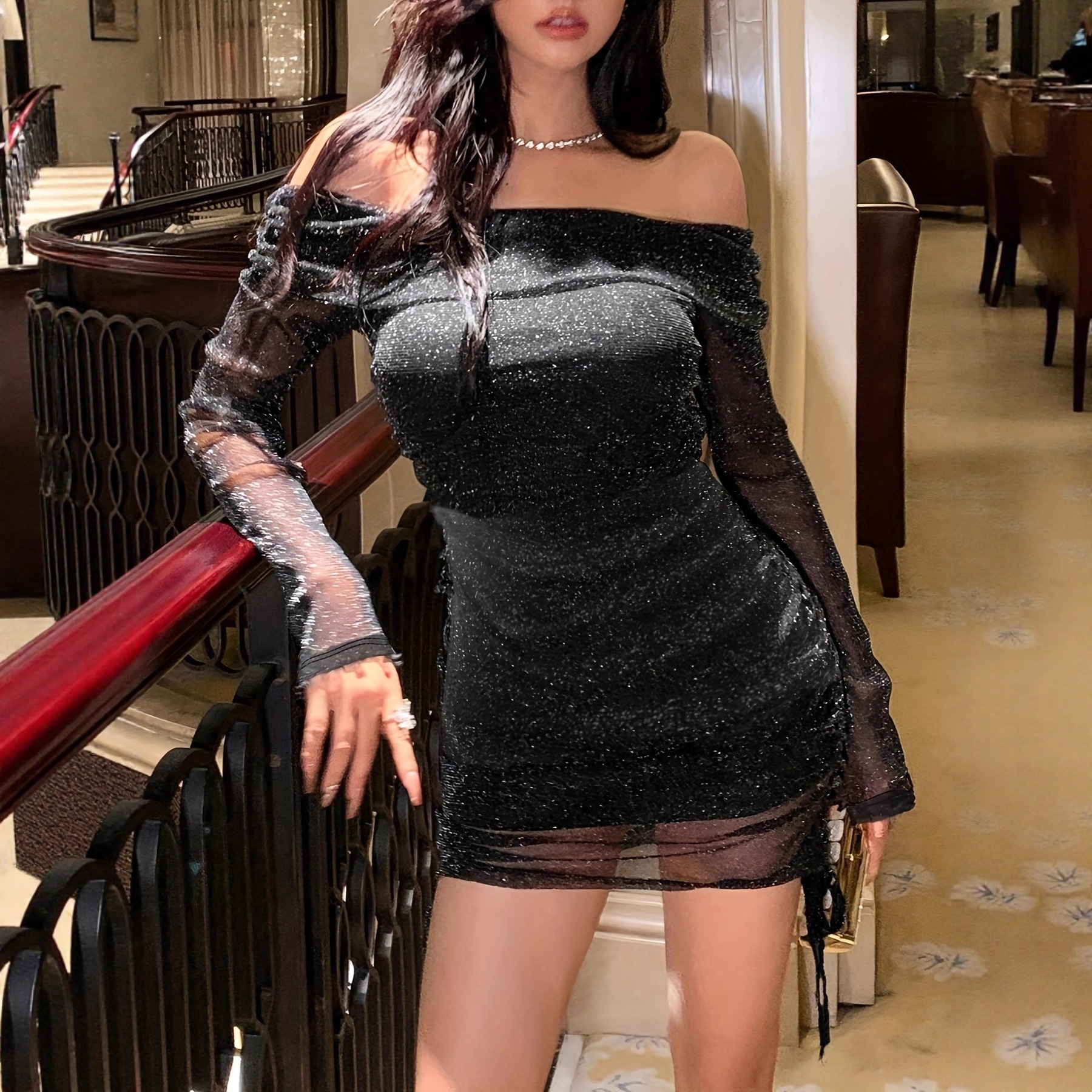ChicShe ChicShe Off-Shoulder Stretch Long Sleeve New Design Sense Mesh Slim Fit Bodycon Dress_voghion.com