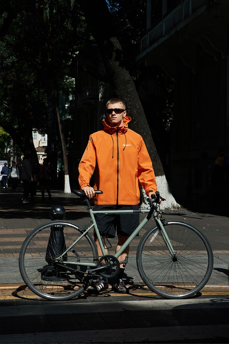 ragazzo Boy Jie Zhan Abbigliamento da uomo | Giacca a vento stampata con foglie larghe Dopamine 2025 Nuova giacca antivento con cerniera primaverile_voghion.com