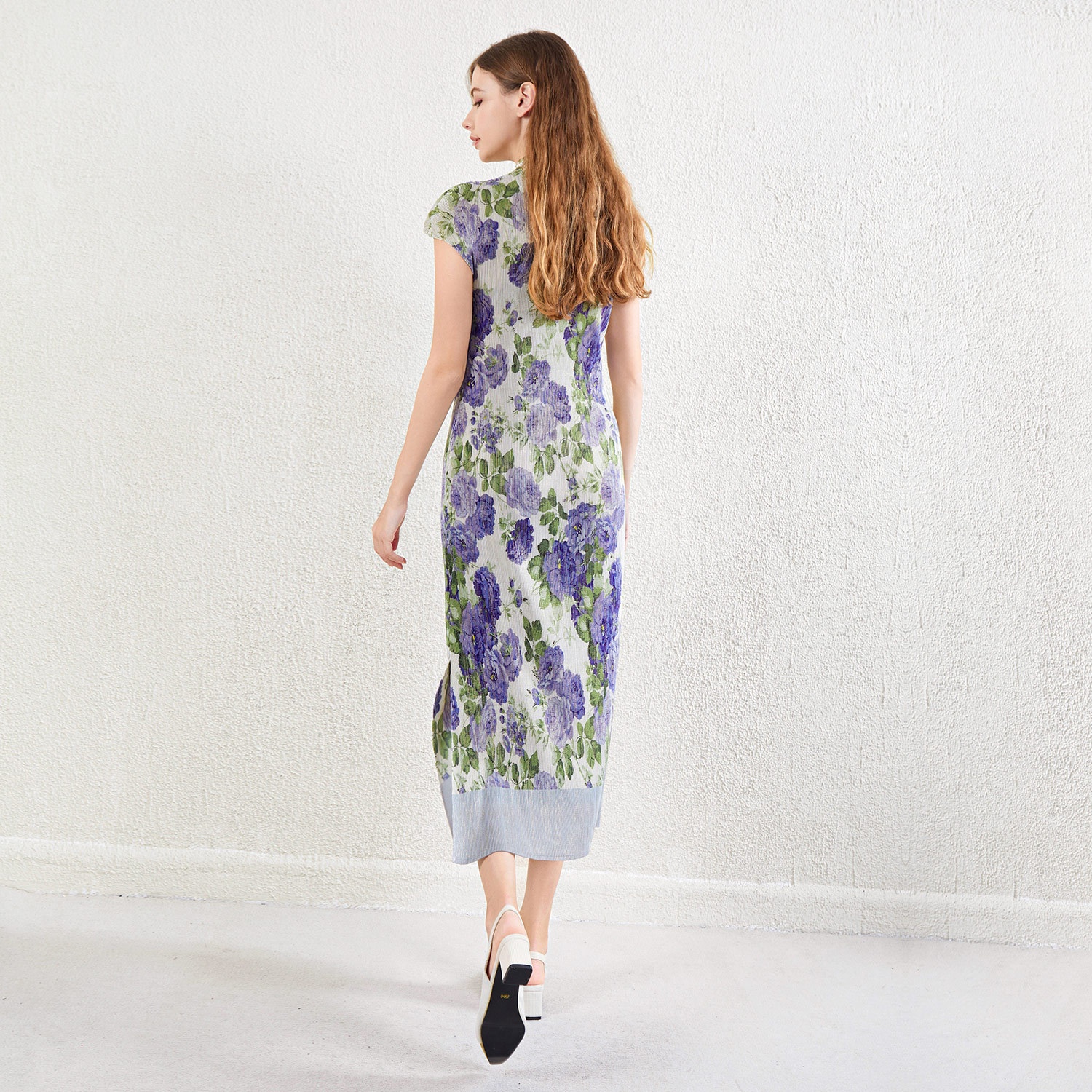 ChicShe ChicShe Chinese Style Pleated Printed Qipao For Women Summer New High-end Short Sleeve Waist-cinching Bodycon Long Dress_voghion.com