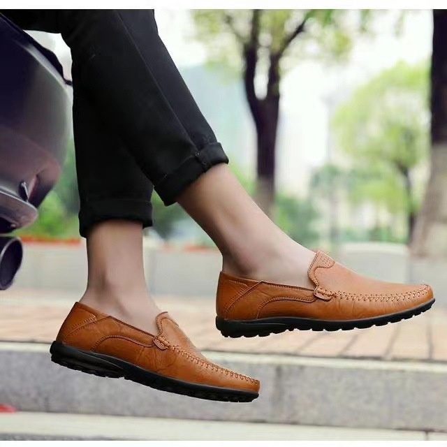 Voyage Voyage Summer Business Casual British Style Loafers Slip-On Lazy Soft Sole Versatile Breathable Men's Leather Shoes_voghion.com