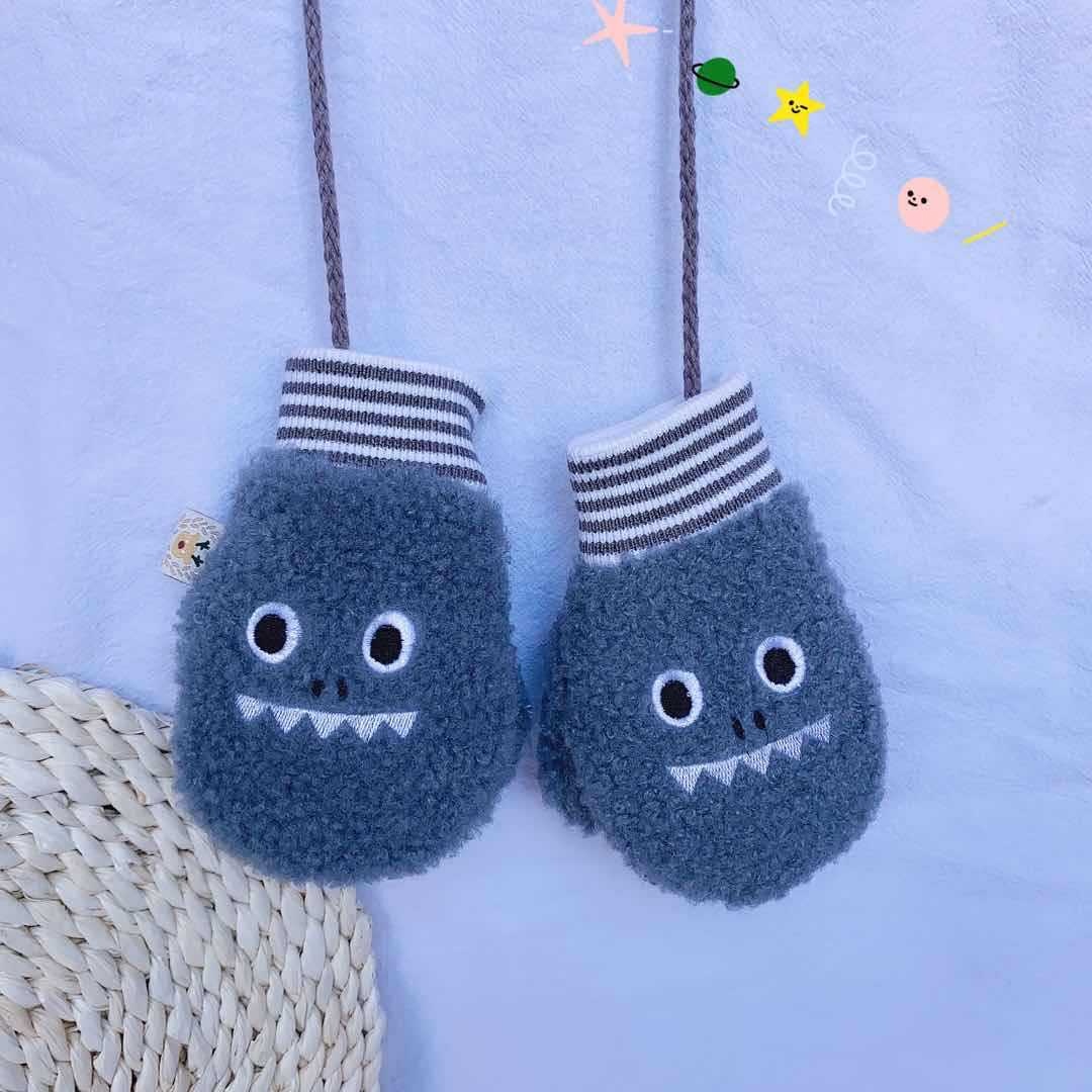 boy Boy Boy 2025 Children's Winter Warm Fleece Gloves With Lanyard Anti-Lost Cartoon Design Unisex Wholesale_voghion.com
