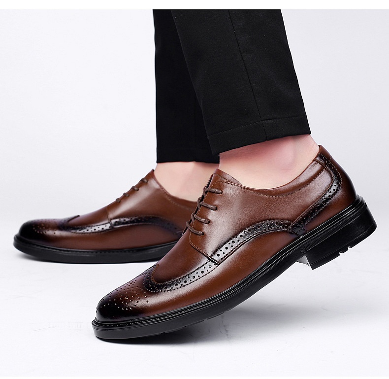 Voyage Herren-Freizeitschuhe aus hochwertigem Rindsleder im britischen Retro-Stil mit poliertem Brogue-Schnitt und geschnitzten Details_voghion.com