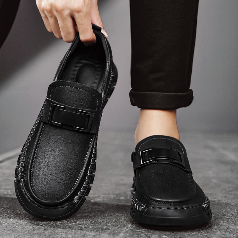 Voyage Cross-Border Export Large Size Hand-Sewn Casual Soft Sole Wide Toe Business Leather Shoes Men's Slip-On Loafers_voghion.com