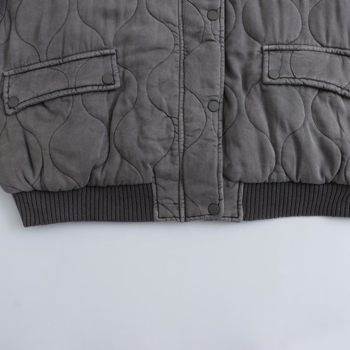 ChicShe 2023 Autumn New European And American Cross-Border Women's Fashion Zipper Button Pocket Long Sleeve Cotton Loose Bomber_voghion.com