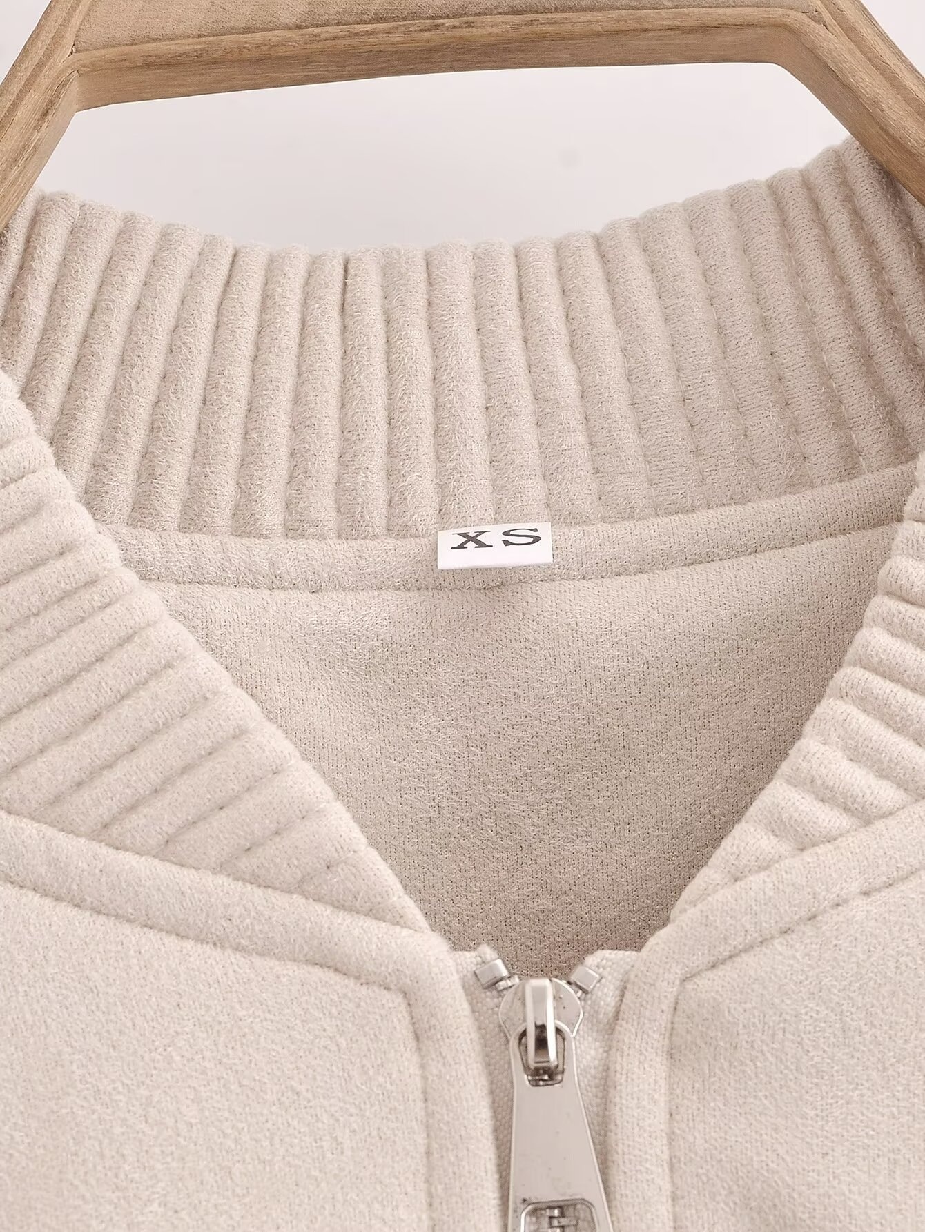 ChicShe 2024 European And American Style Suede Textured Women's Bomber Jacket New Autumn Casual Street Fashion_voghion.com