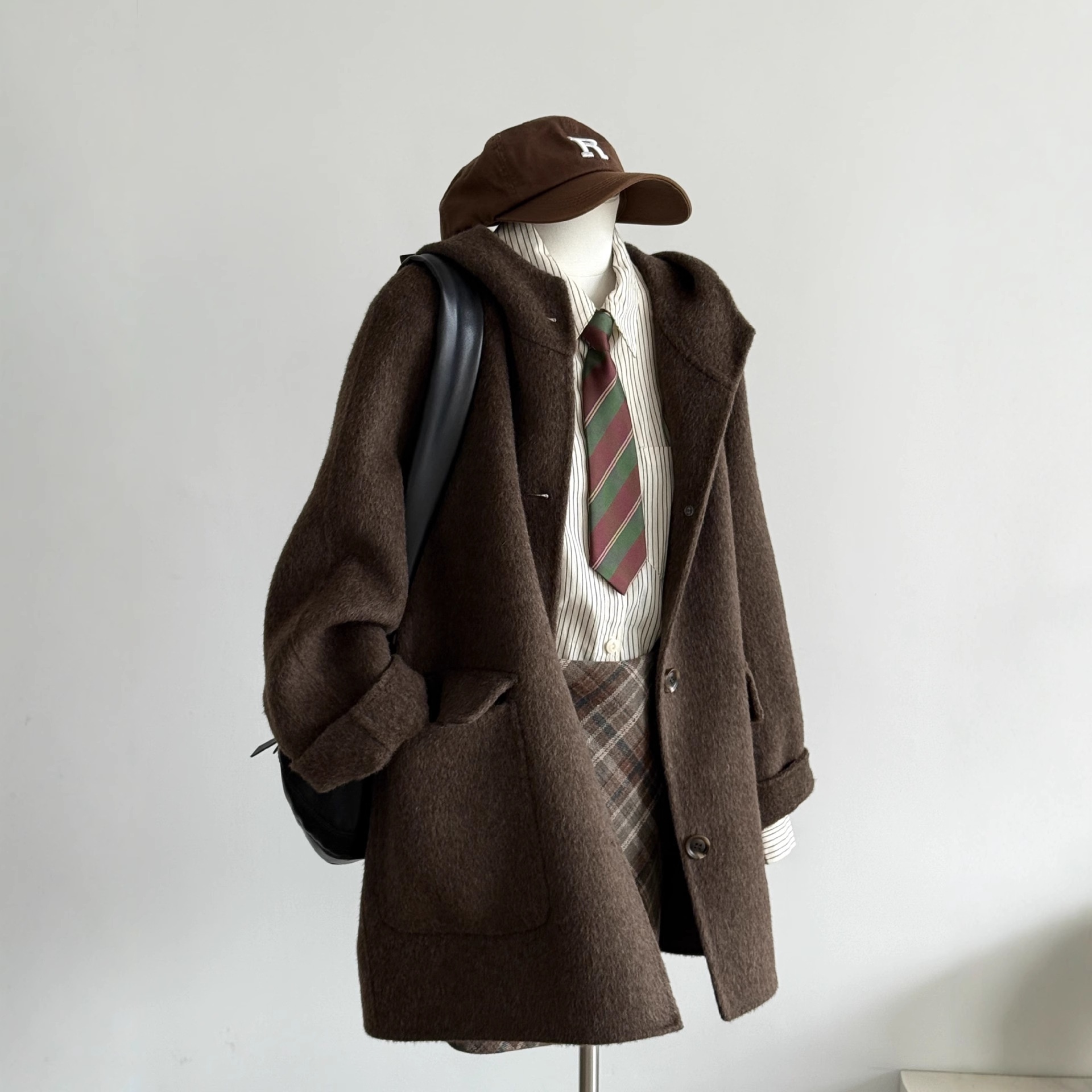 2025 Autumn Winter New Double-Sided Cashmere Loose Duffle Hooded Mid-Length Petite Woolen Coat_voghion.com
