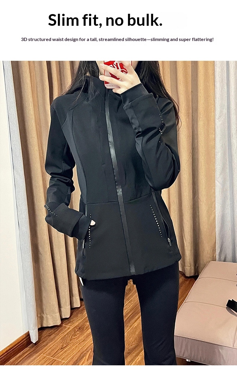 Nouveauté 2025 : Veste softshell noire slim fit pour femme, idéale pour les activités de plein air en début d'automne et d'hiver, avec ceinture cintrée._voghion.com