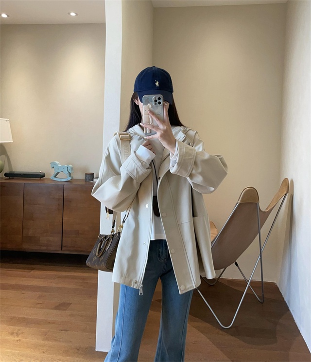 2025 Autumn Women's Clothing Women's Clothing WTHEONE High-Quality Tencel Cotton Oversized Slimming Petite Short Hooded Trench Coat Jacket_voghion.com
