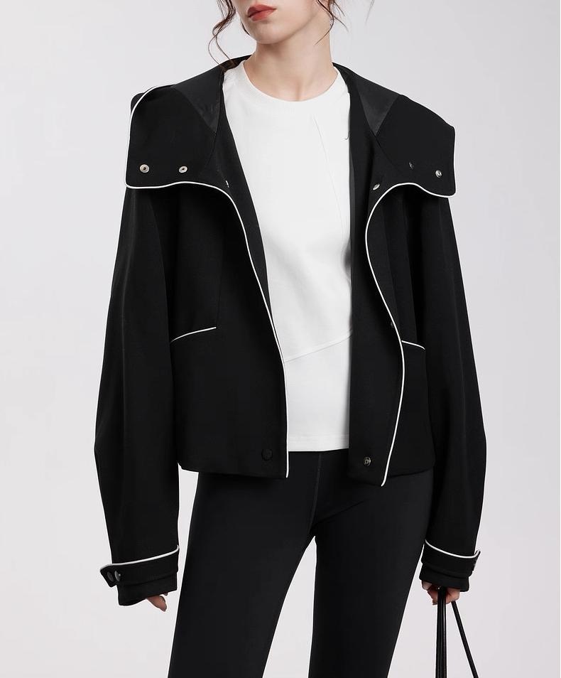 2025 Autumn New High-end Commuting Style Women's Clothing ELLE Black Sheep Wool Contrast Color Hooded Short Coat_voghion.com