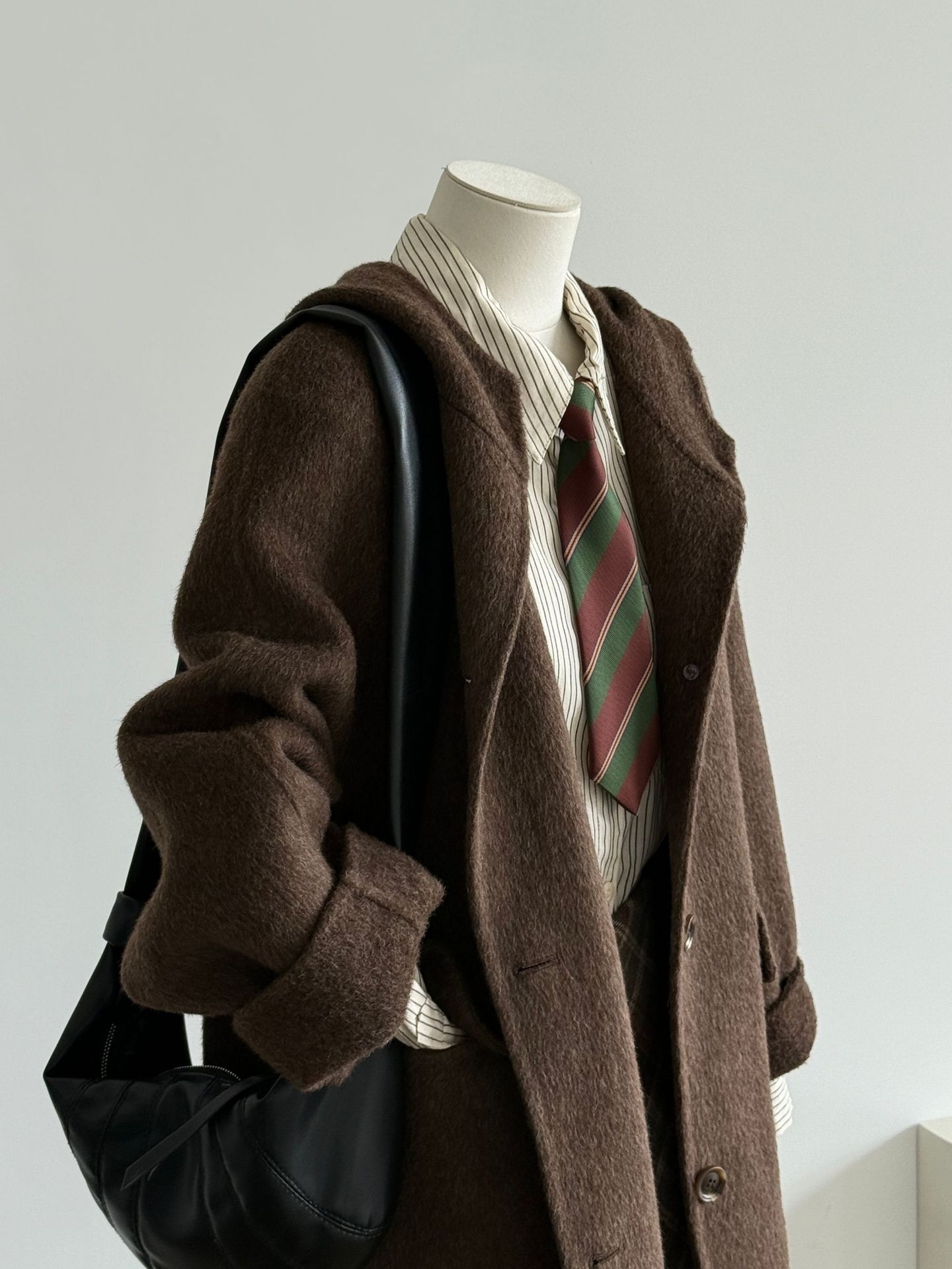 2025 Autumn Winter New Double-Sided Cashmere Loose Duffle Hooded Mid-Length Petite Woolen Coat_voghion.com