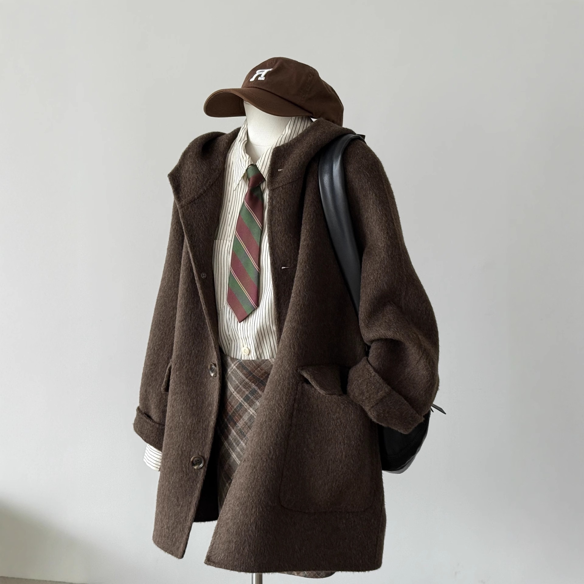2025 Autumn Winter New Double-Sided Cashmere Loose Duffle Hooded Mid-Length Petite Woolen Coat_voghion.com