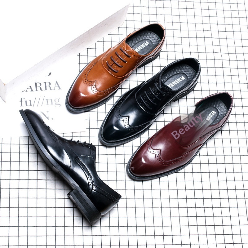 WalkPrime 2024 Novo modelo British Brogue Casual Moderno Respirável e Elegante em Couro com Bico Fino para Negócios Formais_voghion.com