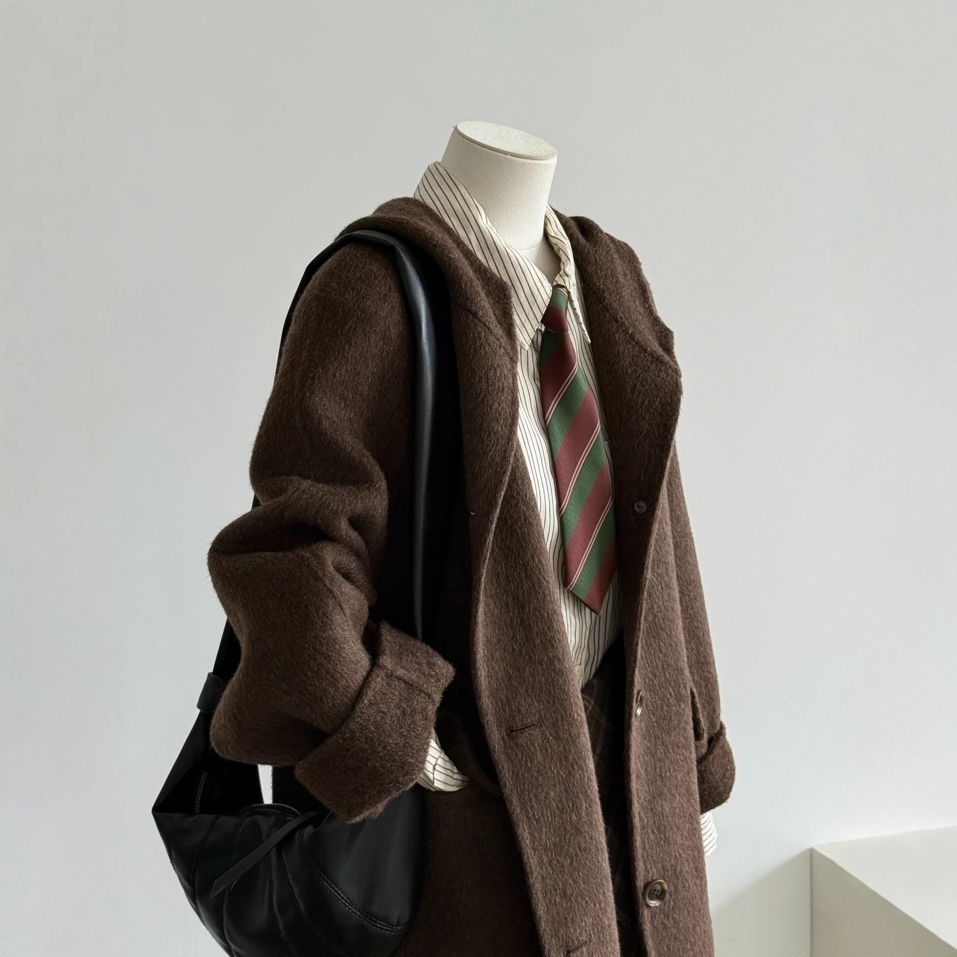 2025 Autumn Winter New Double-Sided Cashmere Loose Duffle Hooded Mid-Length Petite Woolen Coat_voghion.com