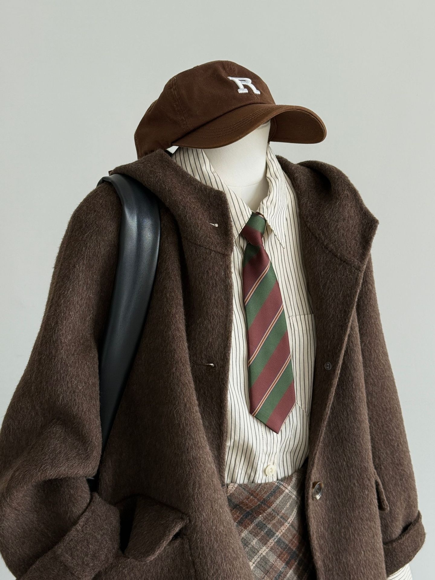 2025 Autumn Winter New Double-Sided Cashmere Loose Duffle Hooded Mid-Length Petite Woolen Coat_voghion.com