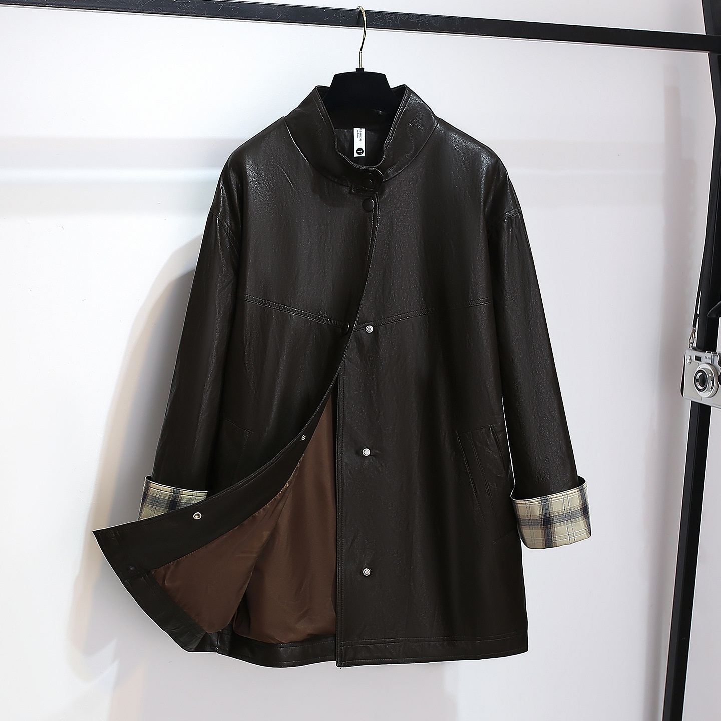 Women's Clothing Women's Clothing Melard Coffee Color Stand Collar PU Leather Trench Coat For Women, Mid-Length, 2025 Early Autumn New, Stylish_voghion.com