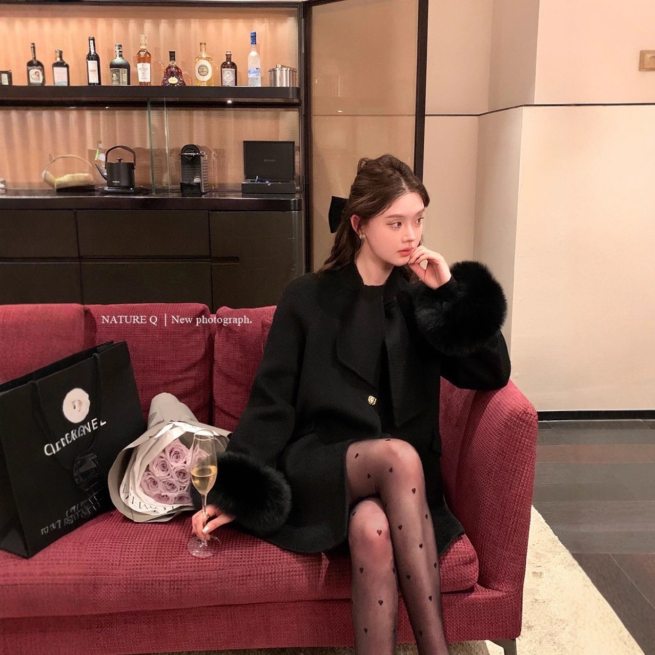 Women's Clothing Women's Clothing Yang Xiaojuan Fox Fur Sleeve Wool Hepburn Style Black For Women Winter Scarf Double-Sided Woolen Coat_voghion.com