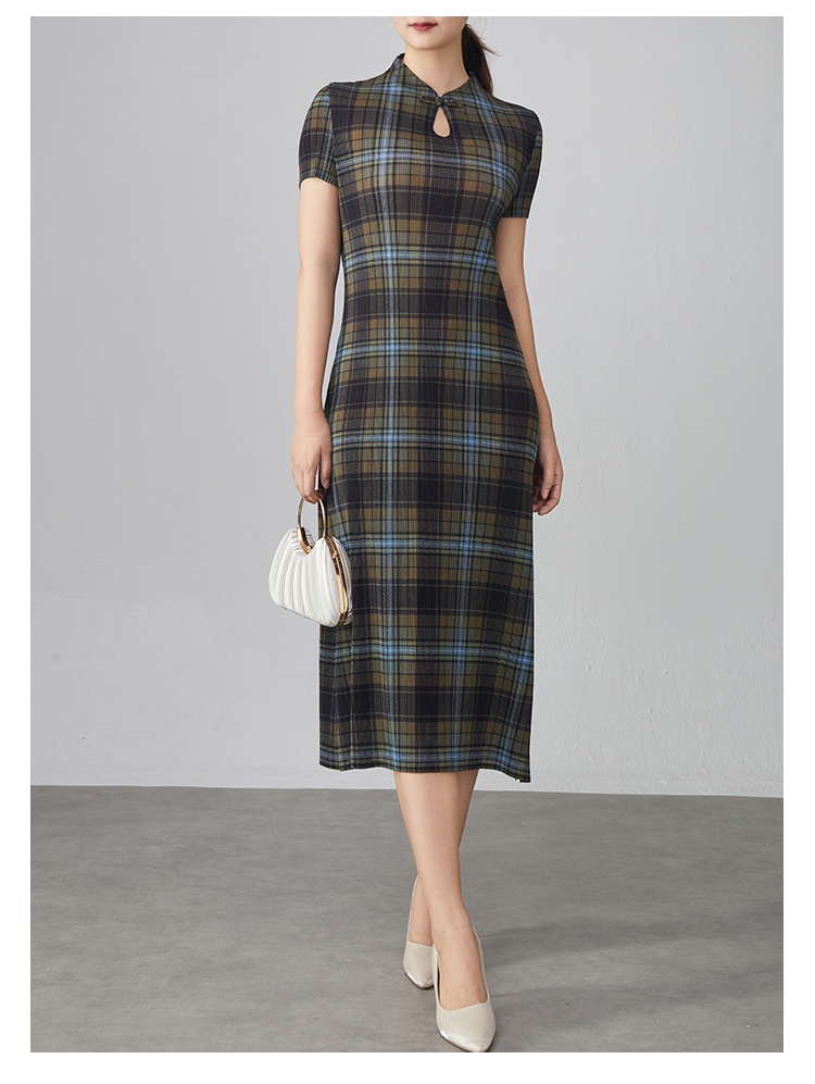 ChicShe ChicShe Chinese Style Improved Cheongsam For Women Summer New Design Sense Elegant Split Bodycon Pleated Long Dress_voghion.com