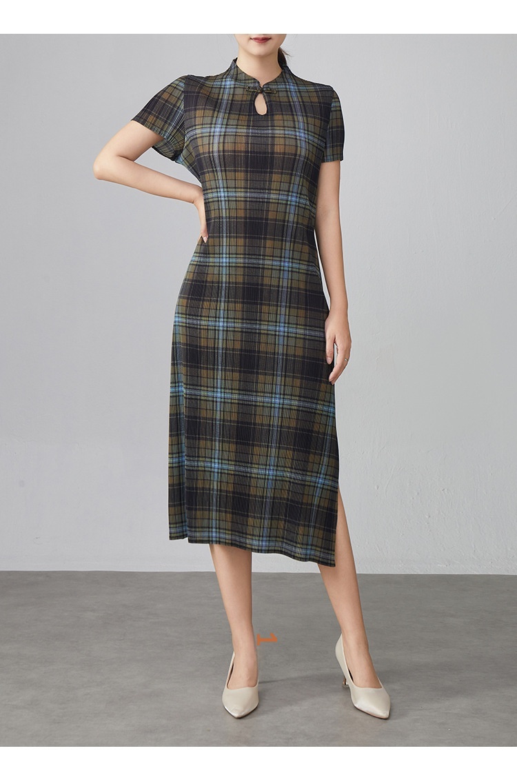 ChicShe ChicShe Chinese Style Improved Cheongsam For Women Summer New Design Sense Elegant Split Bodycon Pleated Long Dress_voghion.com