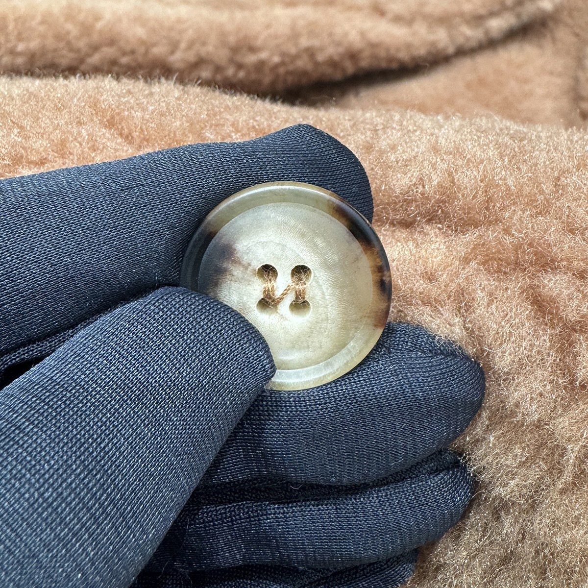 2024 Women's Clothing Women's Bear Coat For Women, Loose Fit Teddy Jacket, MAX Parent Style Winter Wear, Fur Grain Sheep Wool Integrated_voghion.com