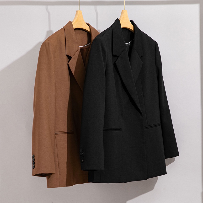 Completo da donna in lana ChicShe, due pezzi, professionale, elegante, con pantaloni a gamba dritta e larga, blazer piccolo_voghion.com