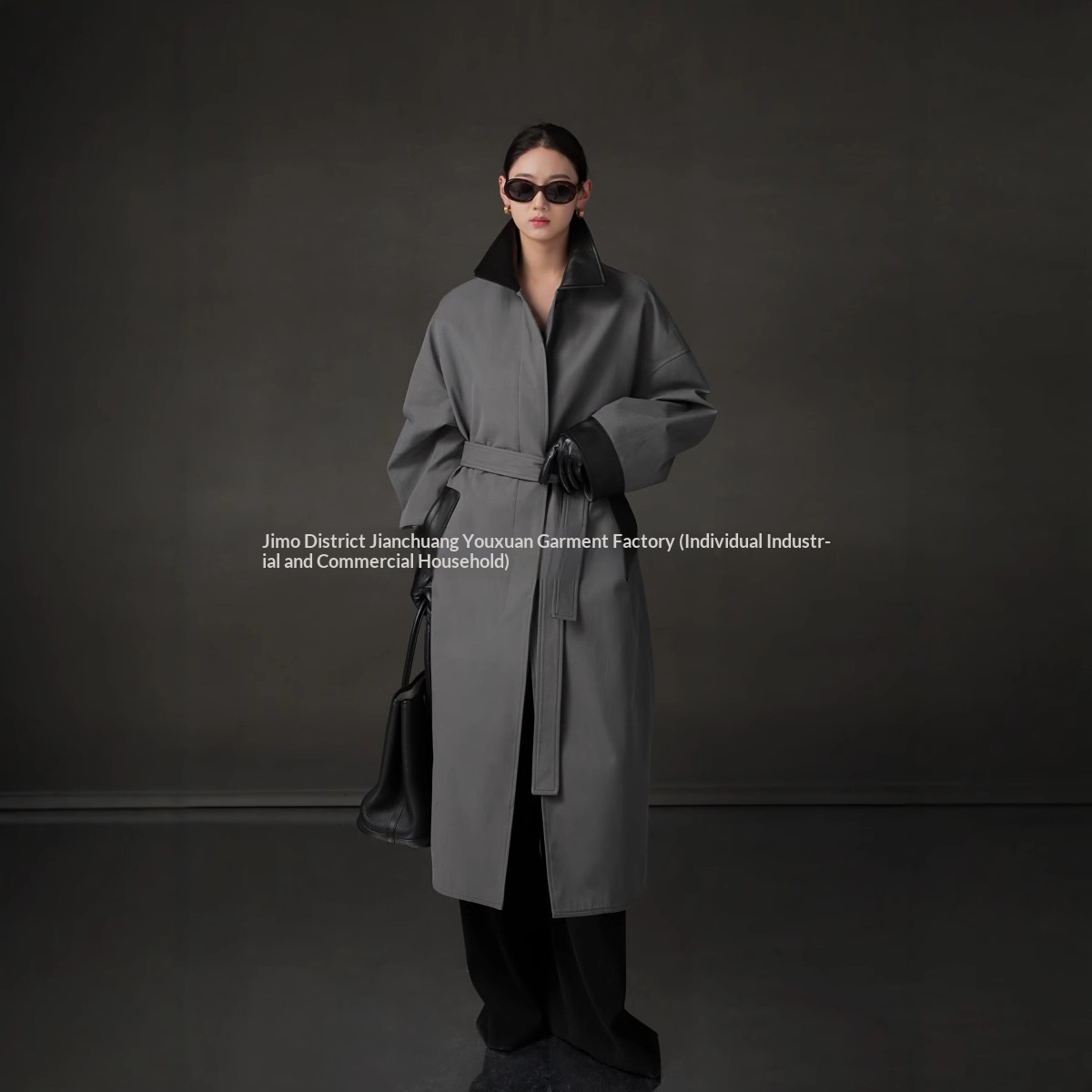 25. Frühjahr/Herbst: Neuer klassischer Retro-Trenchcoat mit lockerer, einreihiger Passform und Patchwork-Kragen – High-End Casual_voghion.com