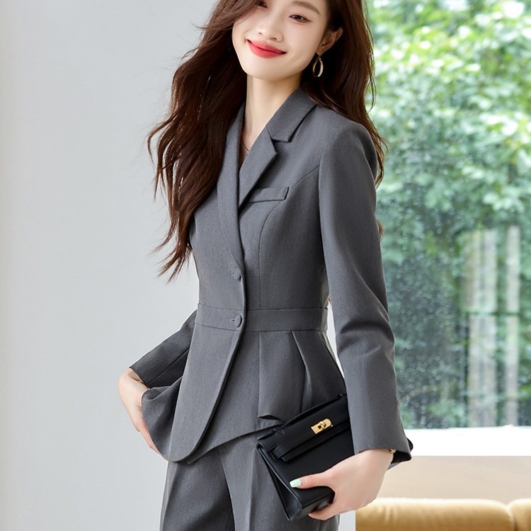 ChicShe Women's Suit Set With Feel, Slim Fit, Elegant Ruffled Hem, Professional Wear, High-End Jewelry Store Front Desk Autumn_voghion.com