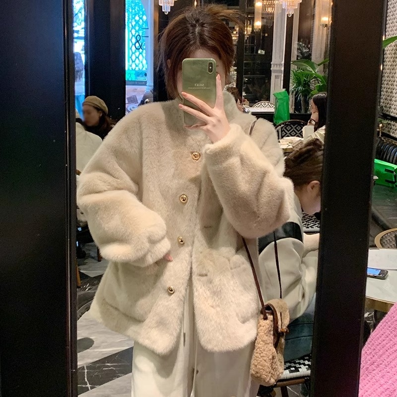 2025 New Thickened Mink Sheepskin One-Piece Women's Clothing For Winter Short Stand Collar Eco-Friendly Fur Coat_voghion.com