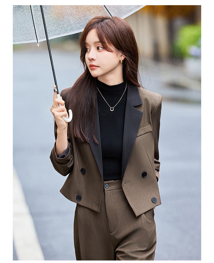 Blazer corto grigio scuro ChicShe da donna, nuovo stile transfrontaliero per primavera e autunno, completo professionale di alta qualità_voghion.com