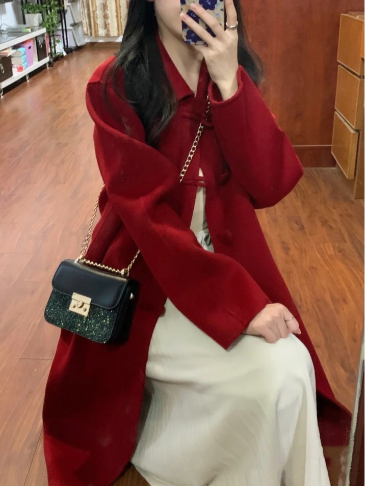 2025 Autumn Winter New Thickened Woolen Coat, Women's Clothing, Women's Vintage Red Double-Sided Wool Coat With Button Closure, Mid-Length_voghion.com