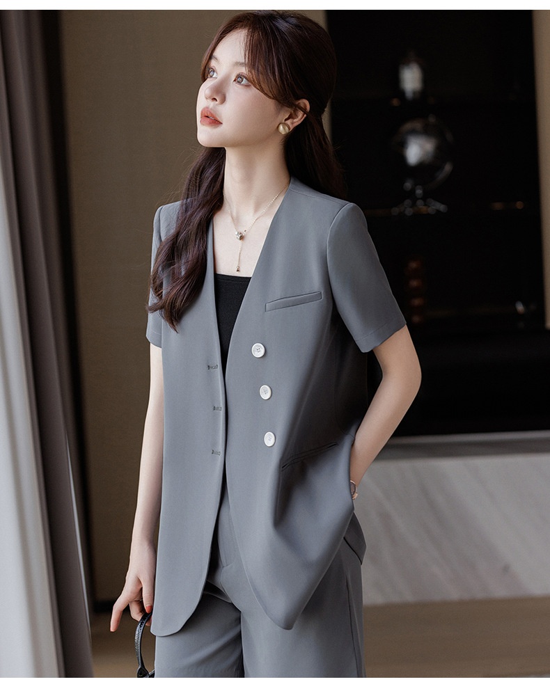 ChicShe 2024 Summer New Gray Collarless Blazer Jacket Women Shorts Two-Piece Set Simple Fashionable Elegant Trendy_voghion.com