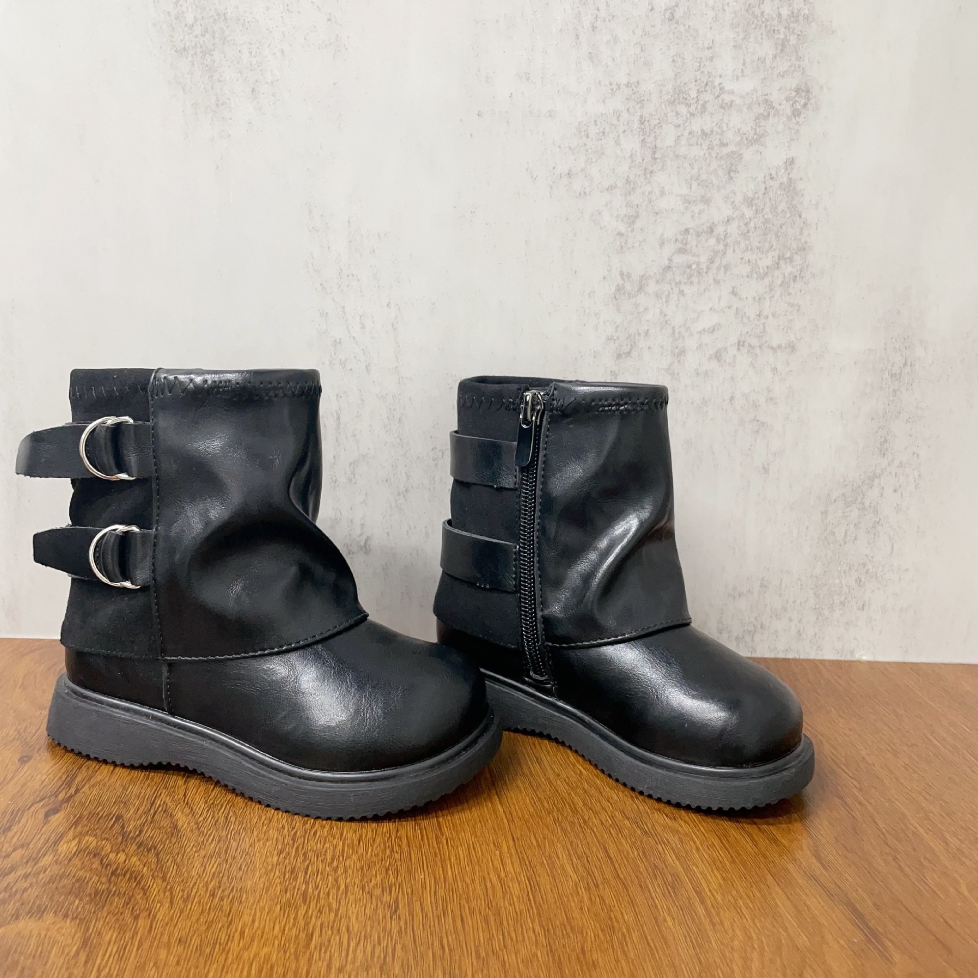 ShoeGlobe Metal Double Buckle Decorated Solid Color Warm Fleece-Lined Denim Slouch 2025 Winter Girls' Small Cotton Boots_voghion.com