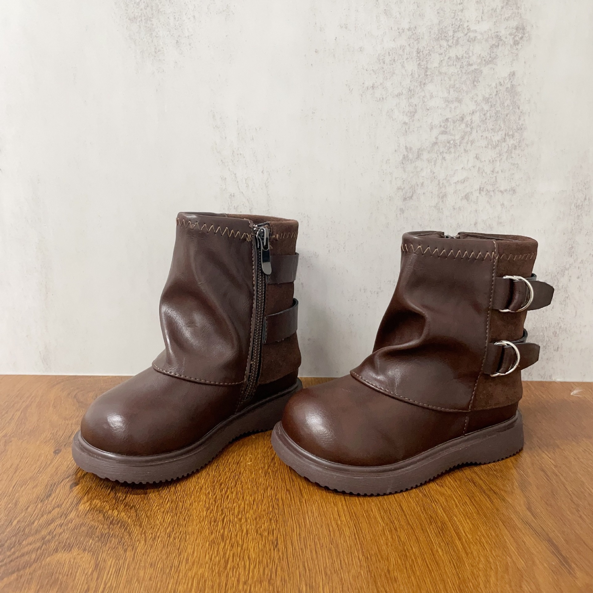 ShoeGlobe Metal Double Buckle Decorated Solid Color Warm Fleece-Lined Denim Slouch 2025 Winter Girls' Small Cotton Boots_voghion.com