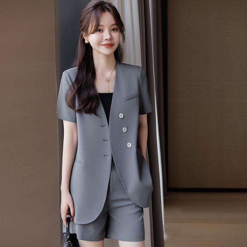 ChicShe 2024 Summer New Gray Collarless Blazer Jacket Women Shorts Two-Piece Set Simple Fashionable Elegant Trendy_voghion.com