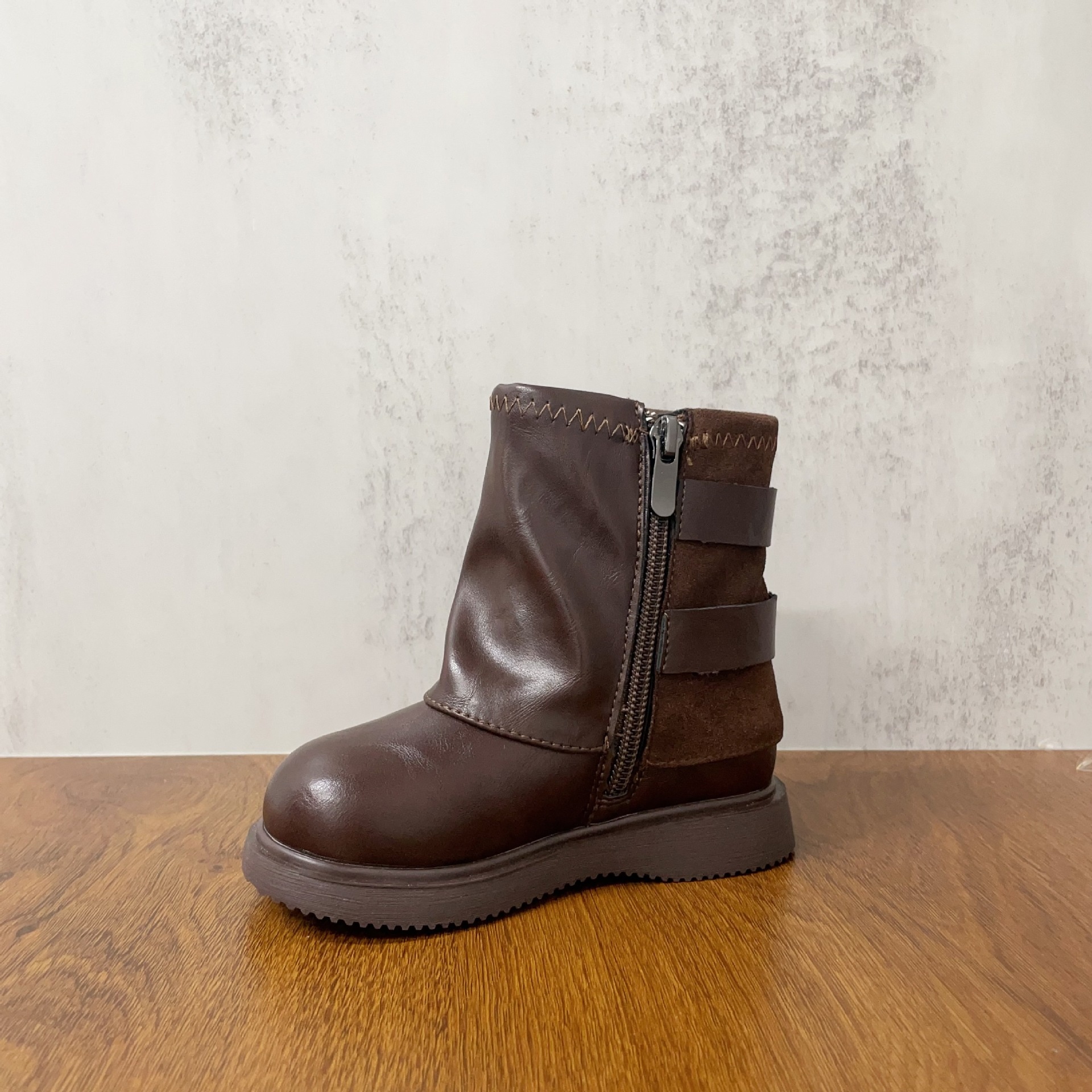 ShoeGlobe Metal Double Buckle Decorated Solid Color Warm Fleece-Lined Denim Slouch 2025 Winter Girls' Small Cotton Boots_voghion.com