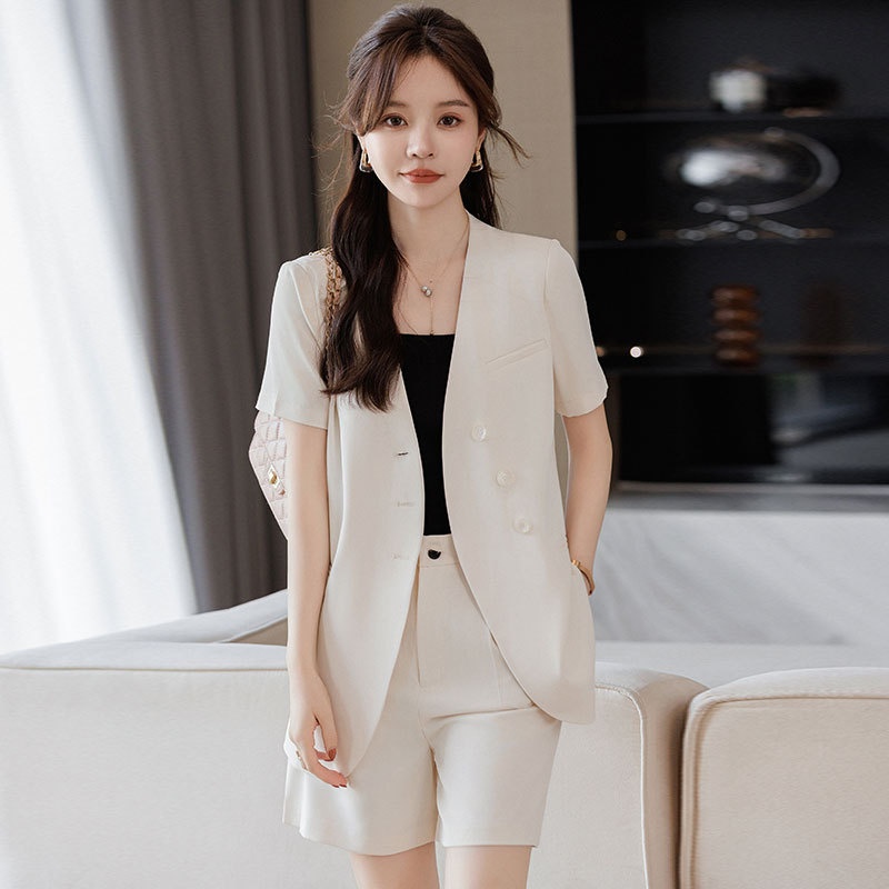 ChicShe 2024 Summer New Gray Collarless Blazer Jacket Women Shorts Two-Piece Set Simple Fashionable Elegant Trendy_voghion.com