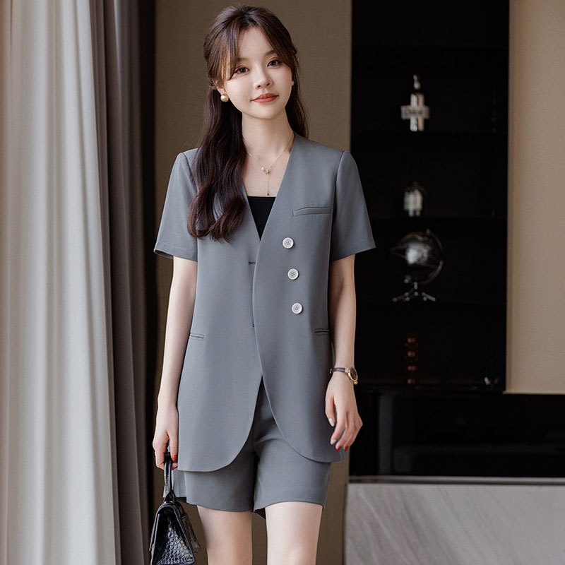 ChicShe 2024 Summer New Gray Collarless Blazer Jacket Women Shorts Two-Piece Set Simple Fashionable Elegant Trendy_voghion.com