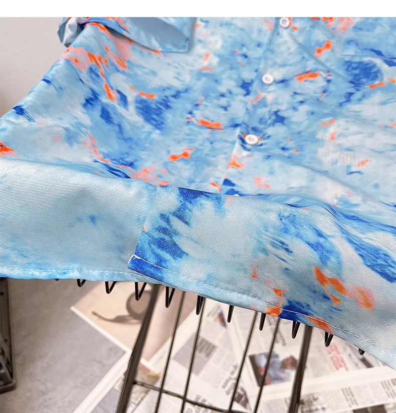 ForMen Sommer-High-End-Herrenhemd mit Batikmuster, Blumenmuster, kurzen Ärmeln und lockerem Kuba-Kragen – ein angesagter Trend_voghion.com