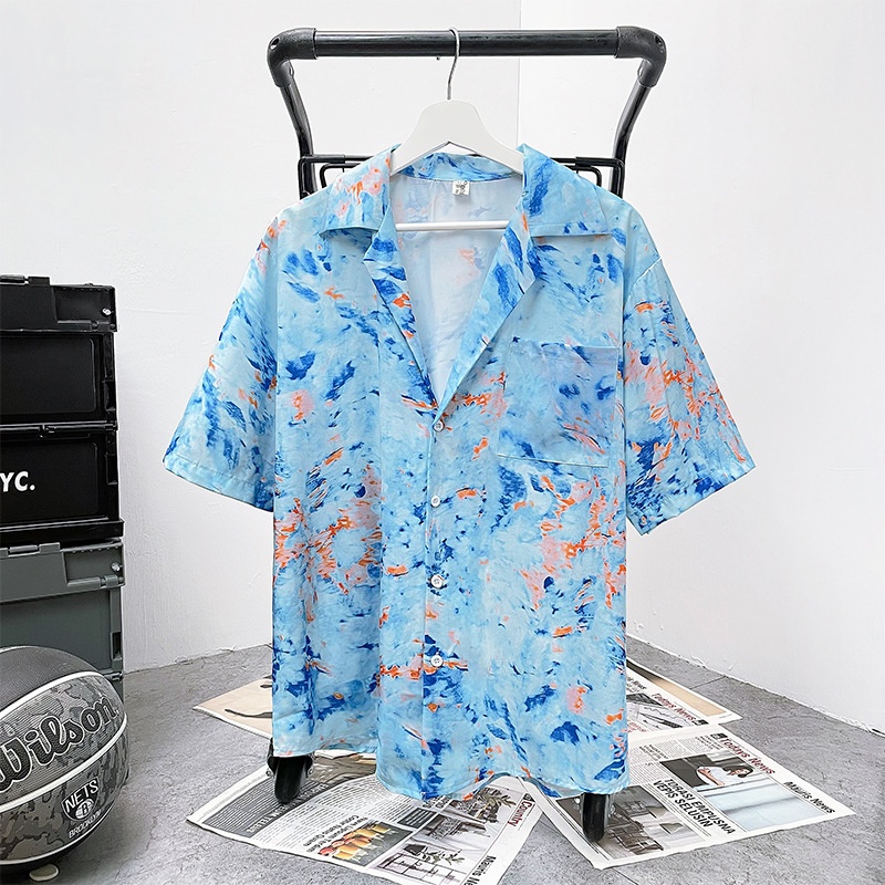 ForMen Sommer-High-End-Herrenhemd mit Batikmuster, Blumenmuster, kurzen Ärmeln und lockerem Kuba-Kragen – ein angesagter Trend_voghion.com