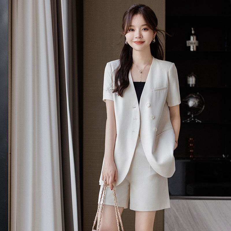 ChicShe 2024 Summer New Gray Collarless Blazer Jacket Women Shorts Two-Piece Set Simple Fashionable Elegant Trendy_voghion.com