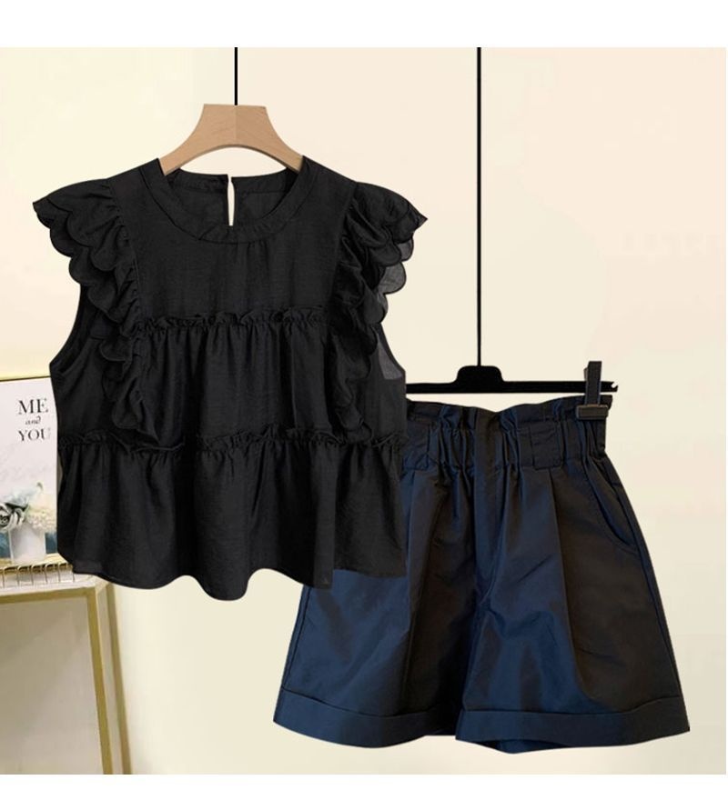ChicShe Plus Size Women's Summer New Style Slightly Chubby MM Elegant Ruffled Chiffon Blouse Versatile Slimming Shorts Two-Piece_voghion.com