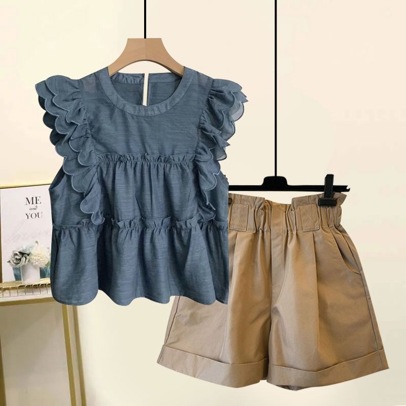 ChicShe Plus Size Women's Summer New Style Slightly Chubby MM Elegant Ruffled Chiffon Blouse Versatile Slimming Shorts Two-Piece_voghion.com