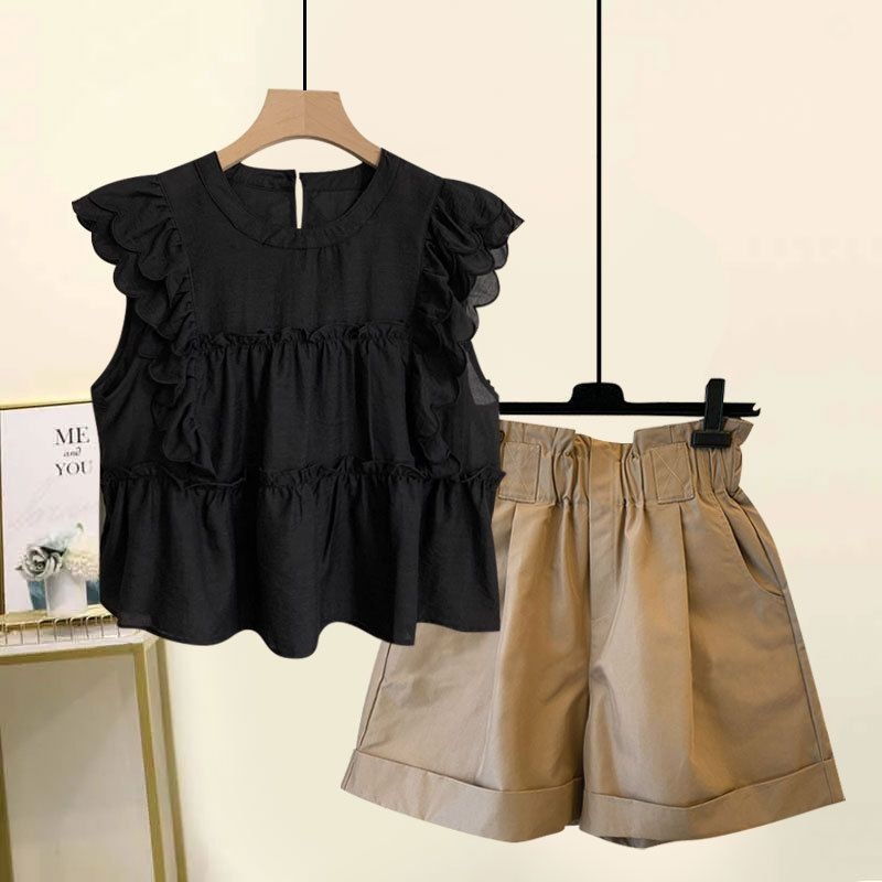 ChicShe Plus Size Women's Summer New Style Slightly Chubby MM Elegant Ruffled Chiffon Blouse Versatile Slimming Shorts Two-Piece_voghion.com