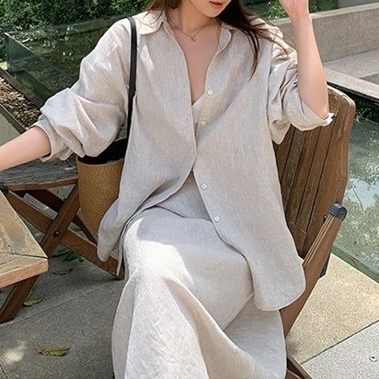 Conjunto de duas peças feminino ChicShe 2025, casual, simples, com gola dobrável, manga comprida e modelagem solta, ideal para o outono. Combina com saia midi versátil._voghion.com