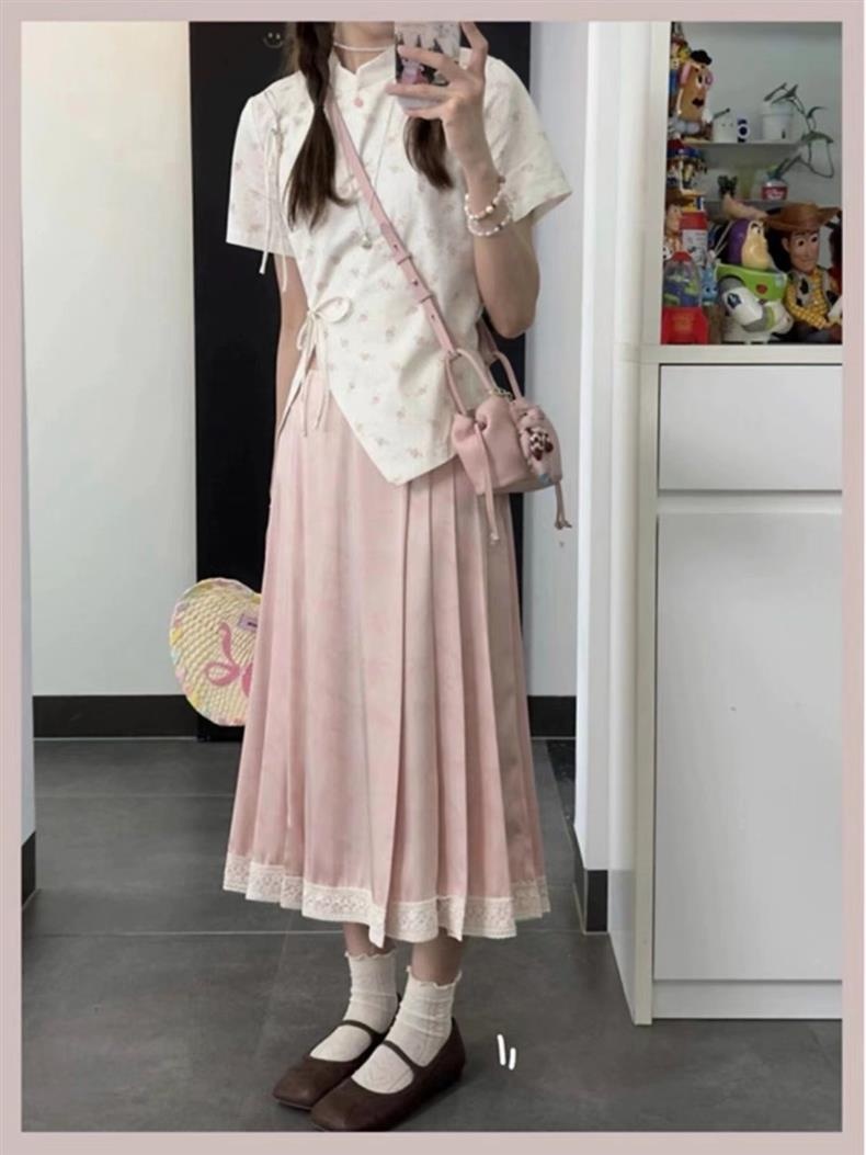 ChicShe Two-Piece New Chinese Style Floral Stand Collar Shirt For Women + Pink Bamboo Pleated Skirt Set_voghion.com