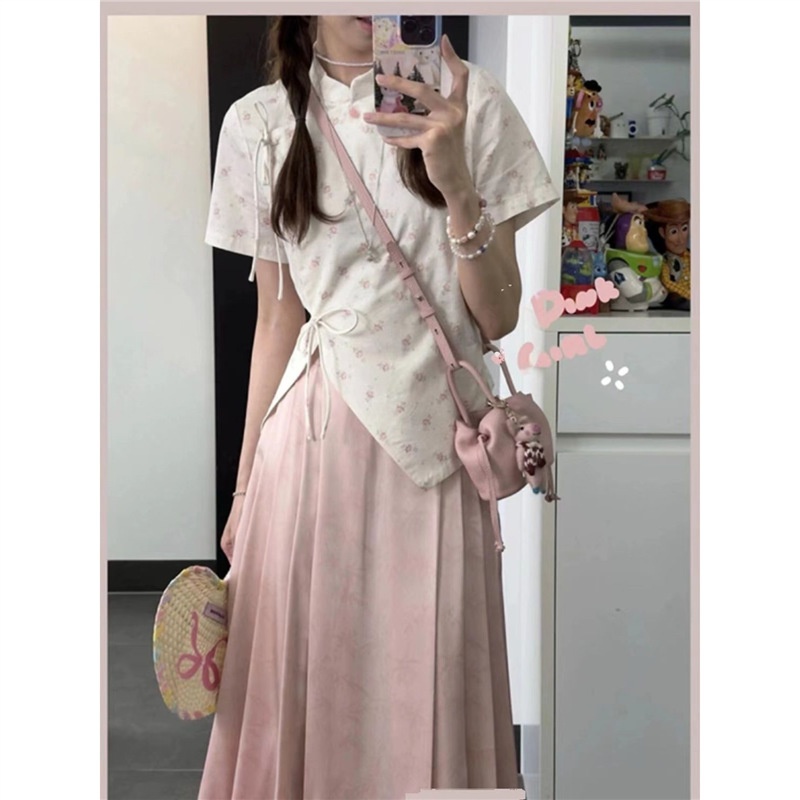 ChicShe Two-Piece New Chinese Style Floral Stand Collar Shirt For Women + Pink Bamboo Pleated Skirt Set_voghion.com