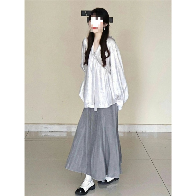 ChicShe Herbst-Set: Elegante High-End-Hemd, langärmlig, mit Nationalband-Motiv, halblanger, figurformender Meerjungfrauenrock im neuen chinesischen Stil._voghion.com