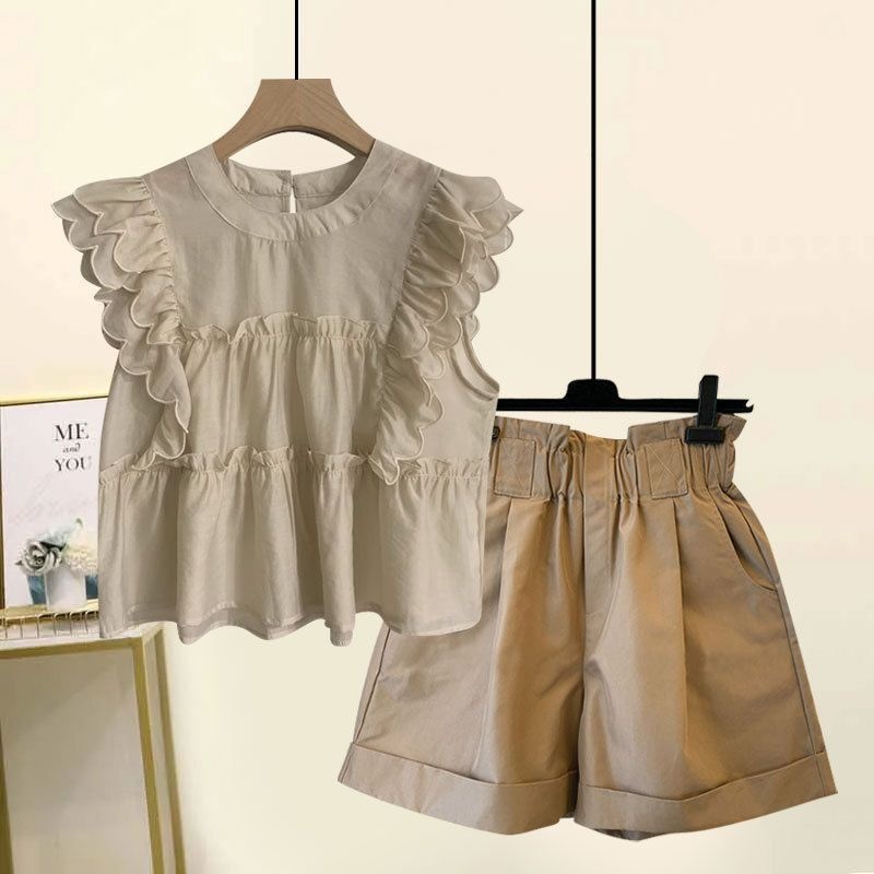 ChicShe Plus Size Women's Summer New Style Slightly Chubby MM Elegant Ruffled Chiffon Blouse Versatile Slimming Shorts Two-Piece_voghion.com