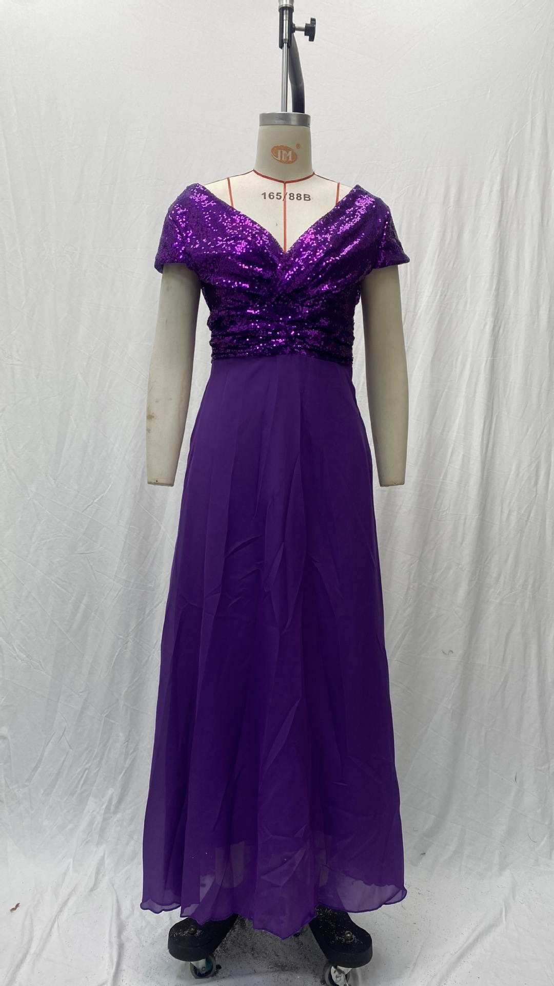 ChicShe 2025 Abito lungo da sera in chiffon patchwork con scollo a V e paillettes, nuovo commercio estero estivo_voghion.com